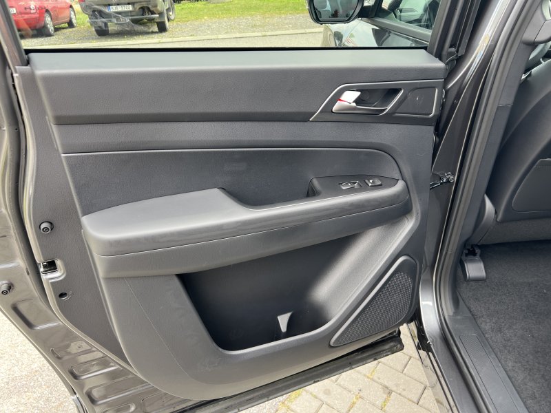 Nové Musso Grand 69510